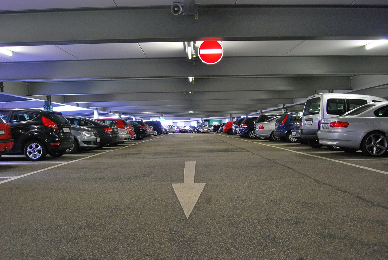 Günstig Parken Von Privat Flughafen Friedrichshafen www.flughafen.tips