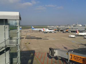 flughafen dü