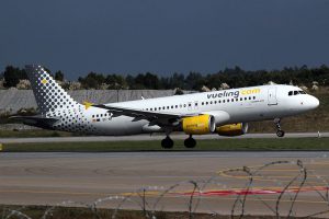 Vueling am Flughafen Nizza