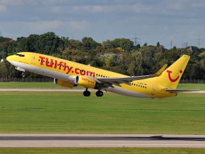 TUIfly am Flughafen Stuttgart