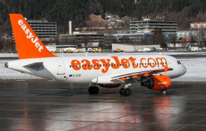 easyJet am Flughafen Salzburg