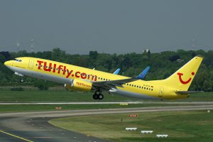 TUIfly am Flughafen Karlsruhe