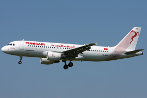 Tunisair am Flughafen Tunis