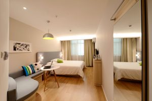 Hotels am Flughafen Pristina